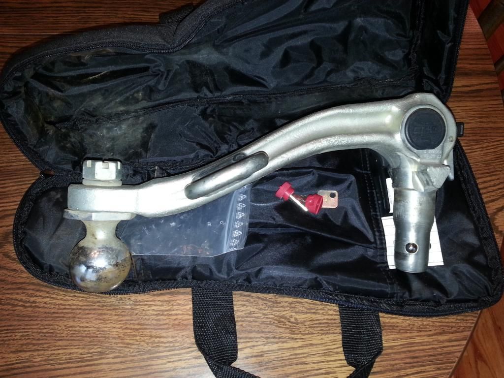 SSR Hitch For SALE 300 Chevy SSR Forum